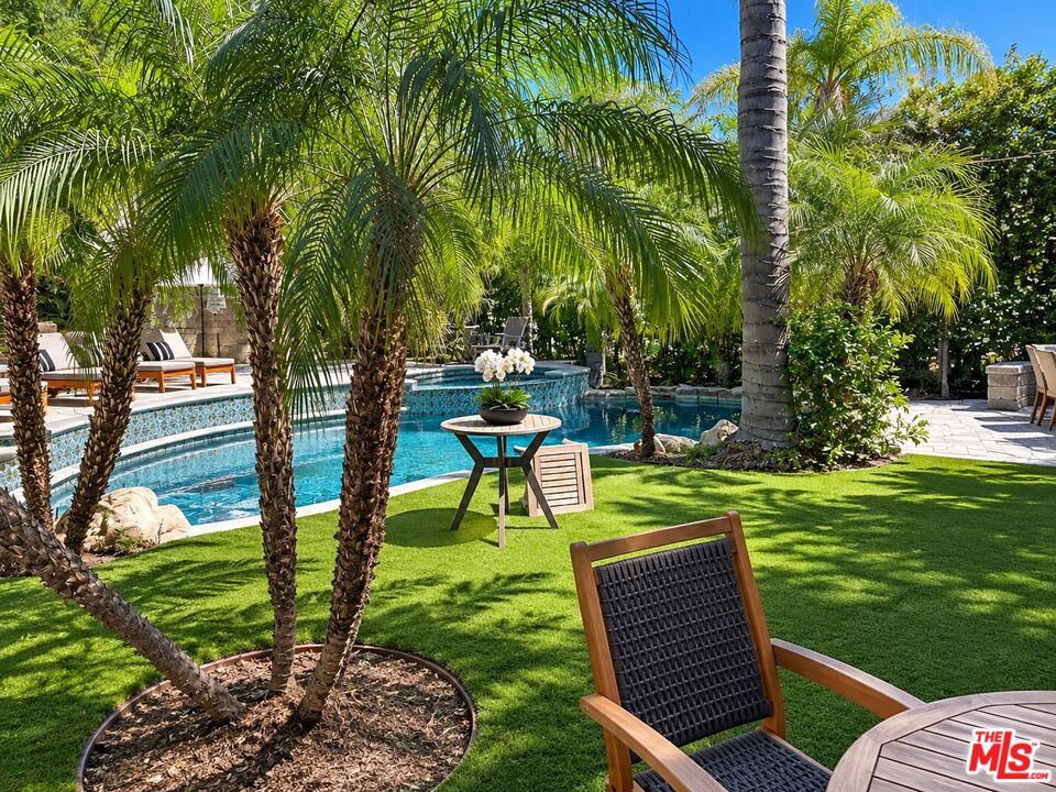 26835 Mont Calabasas Dr