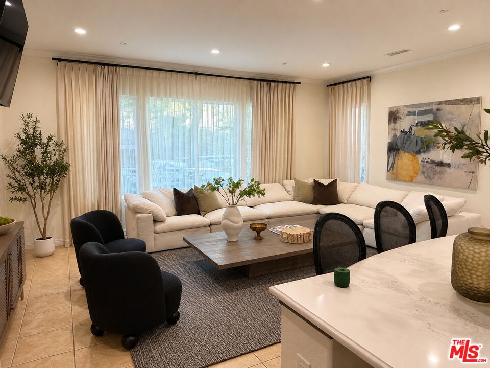 26835 Mont Calabasas Dr