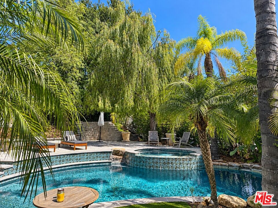 26835 Mont Calabasas Dr