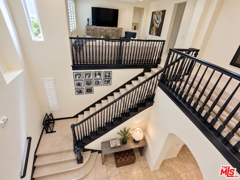 26835 Mont Calabasas Dr