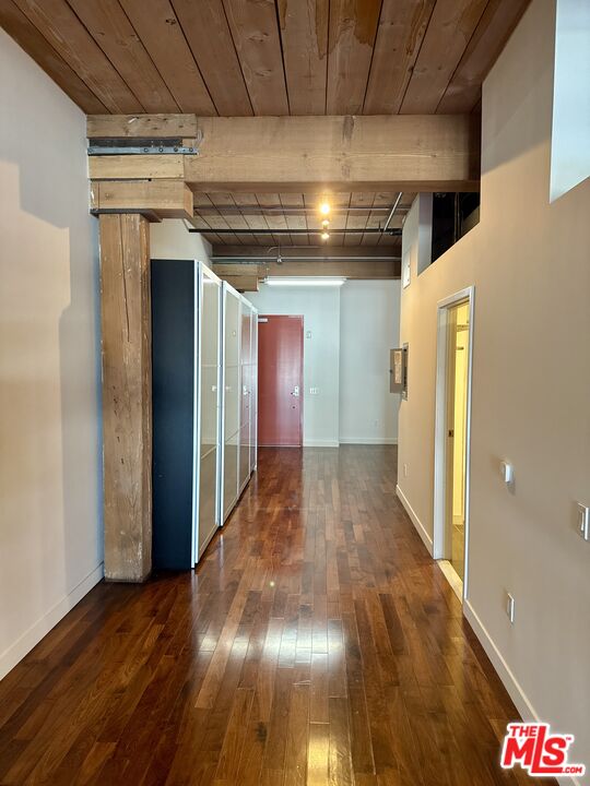 530 S Hewitt St Unit: 326