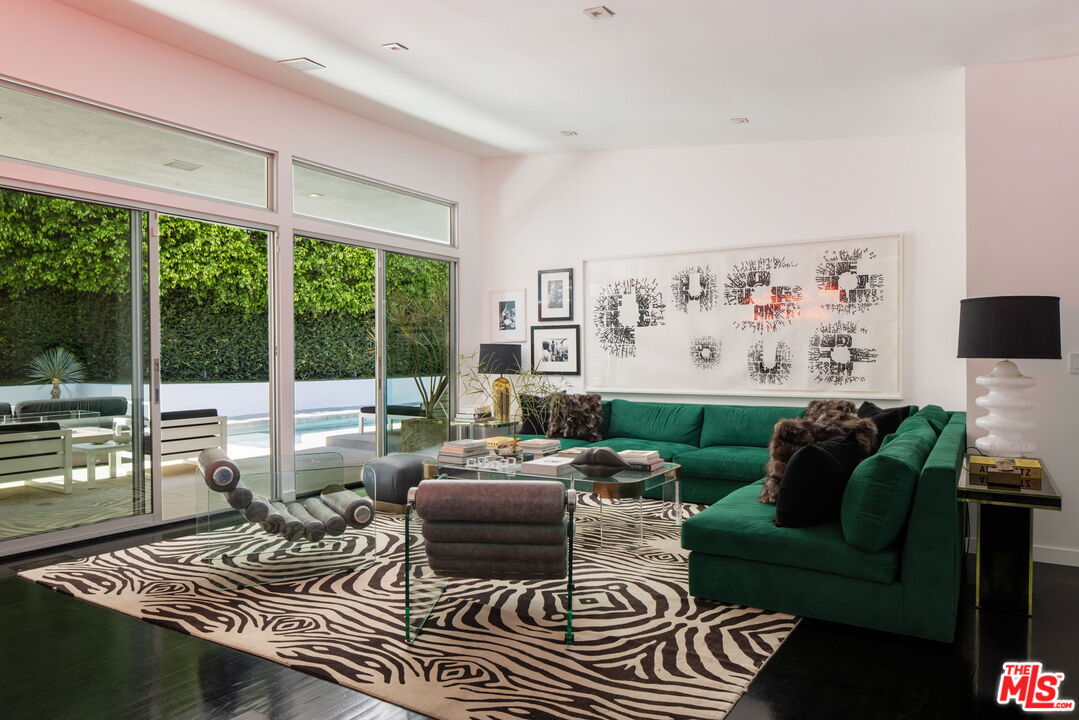 1311 N Beverly Dr