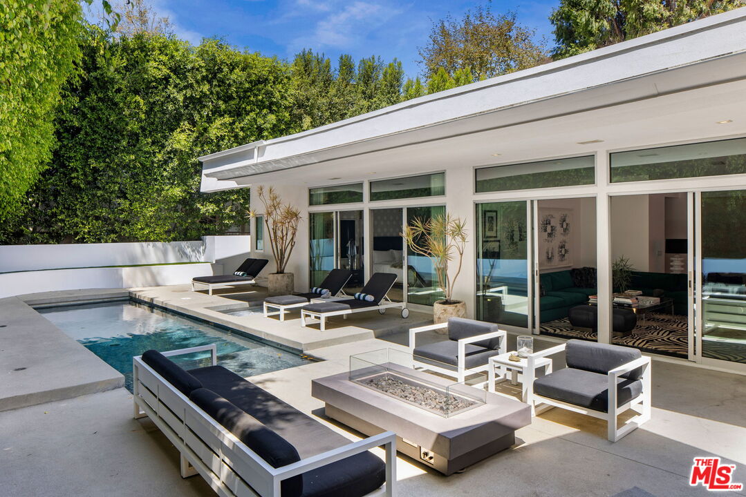 1311 N Beverly Dr