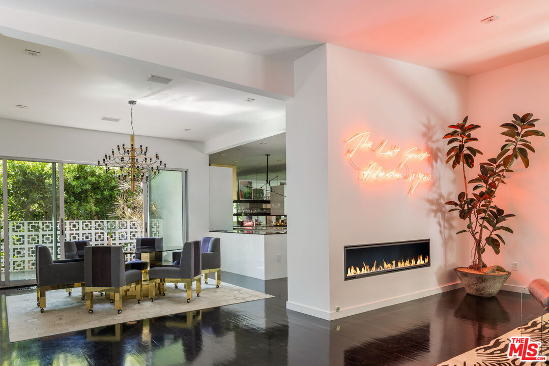 1311 N Beverly Dr