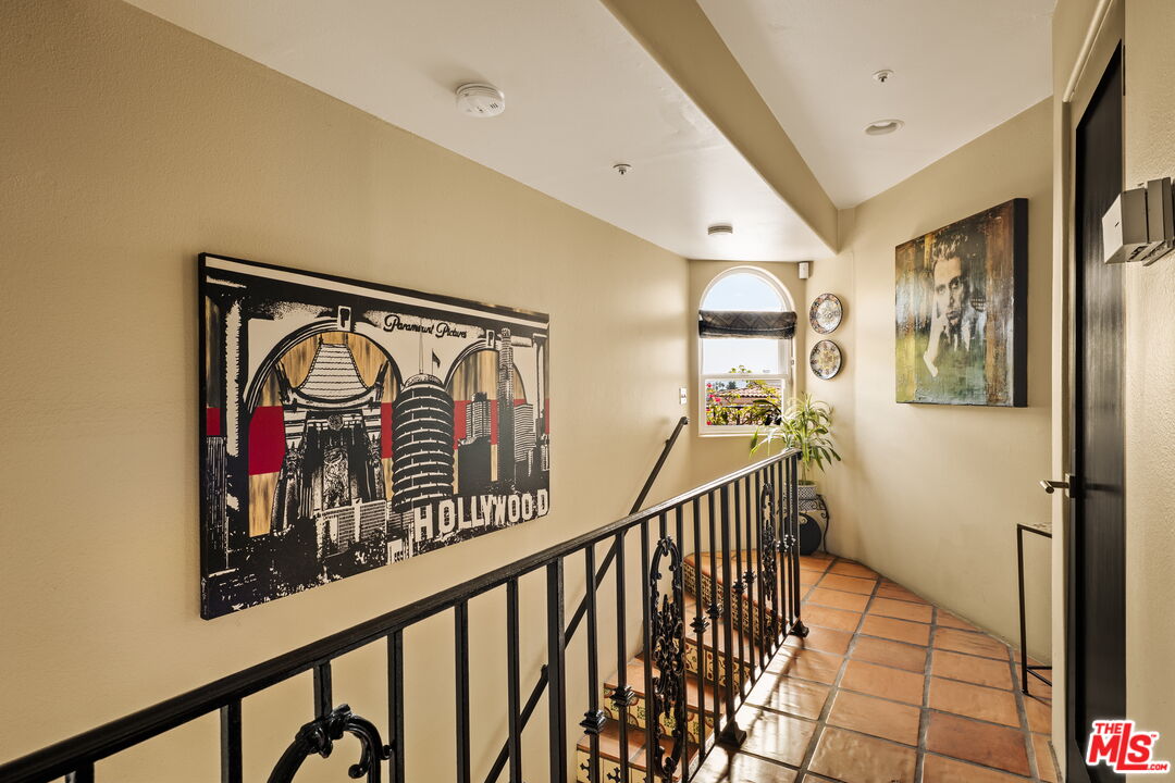7003 La Presa Dr