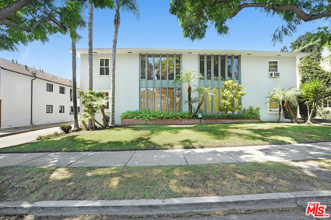 1235 N Crescent Heights Blvd Unit: 3