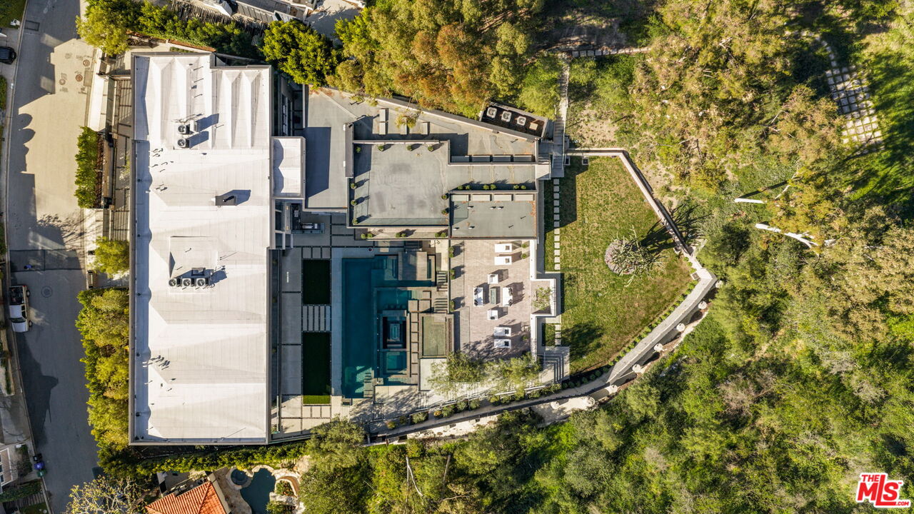 1116 Chantilly Rd
