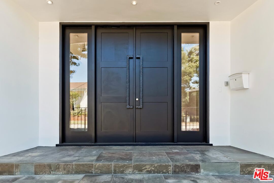 2890 Forrester Dr