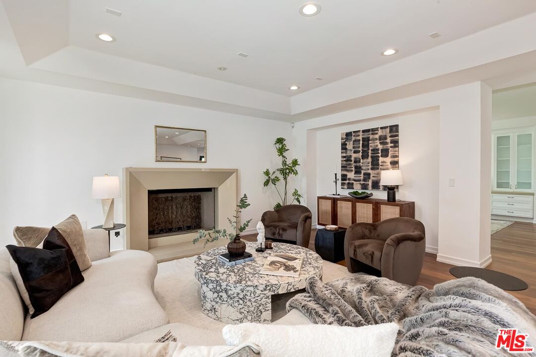 2890 Forrester Dr
