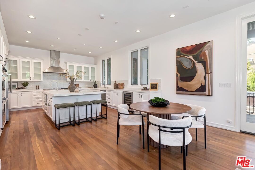 2890 Forrester Dr