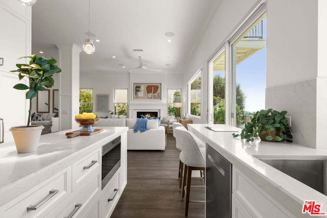 1476 Paseo De Oro