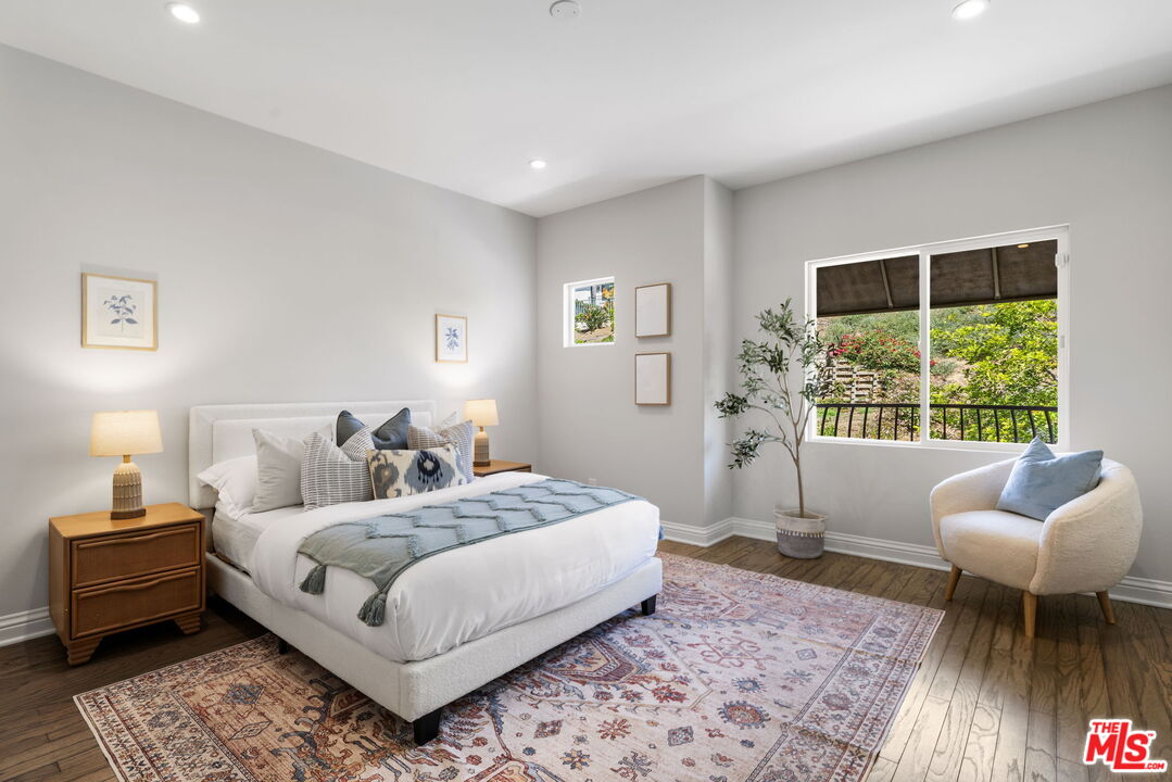 1476 Paseo De Oro