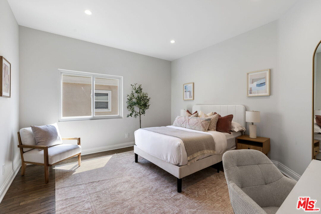 1476 Paseo De Oro