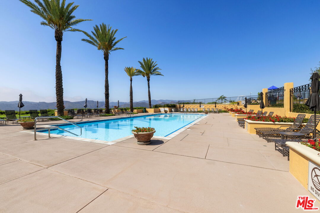 1476 Paseo De Oro