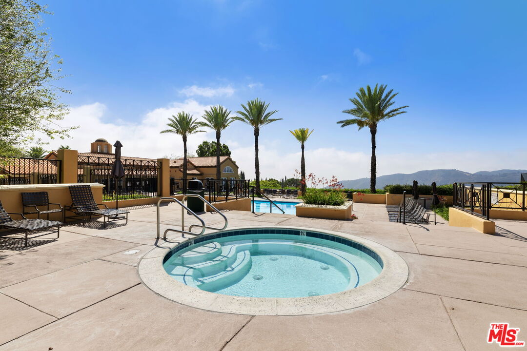 1476 Paseo De Oro
