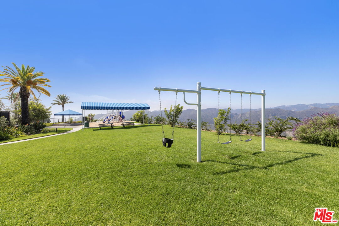1476 Paseo De Oro