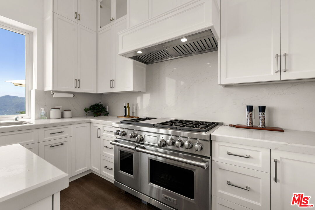 1476 Paseo De Oro