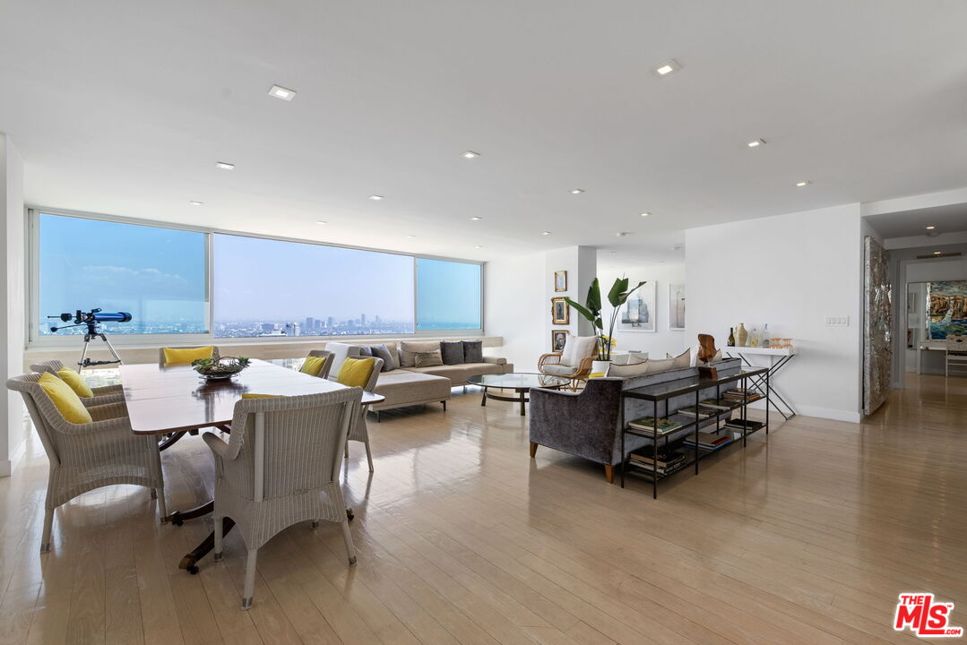 2222 Avenue Of The Stars Unit: 1505