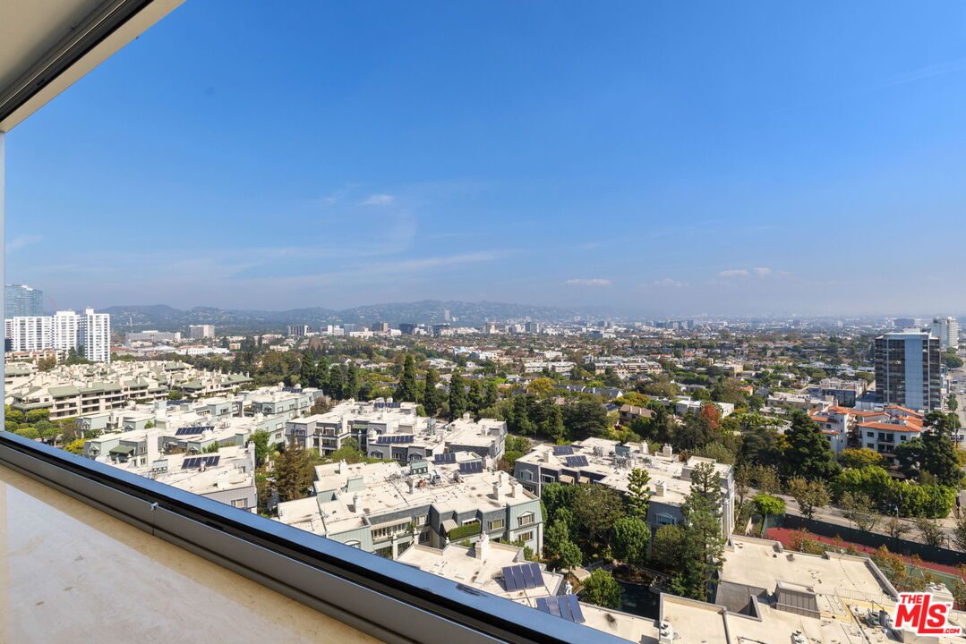 2222 Avenue Of The Stars Unit: 1505