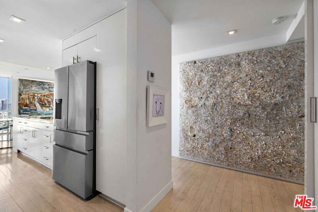 2222 Avenue Of The Stars Unit: 1505