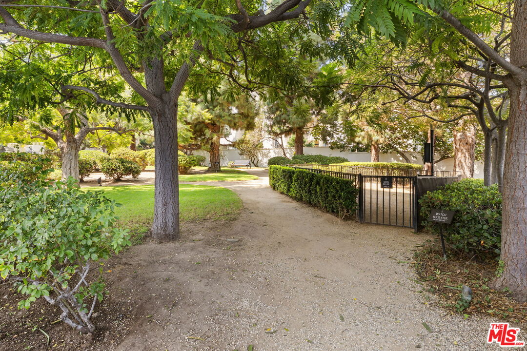 2222 Avenue Of The Stars Unit: 1505