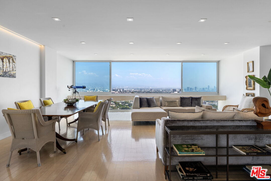 2222 Avenue Of The Stars Unit: 1505