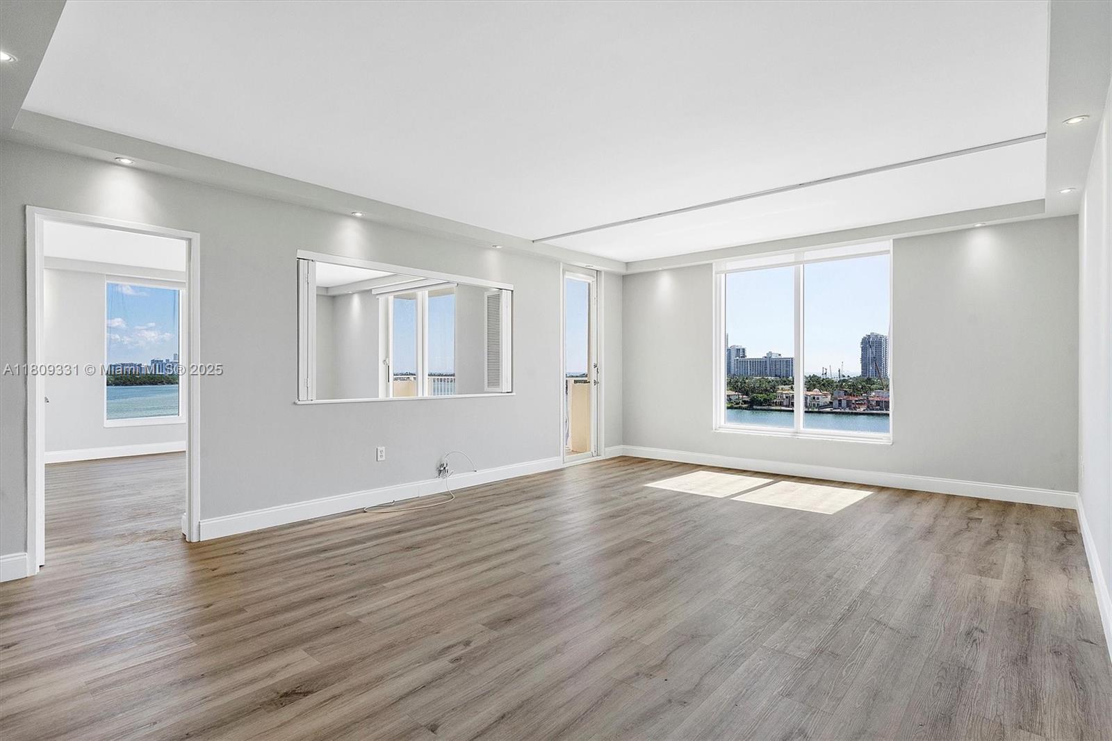 10350 W Bay Harbor Dr # 9D