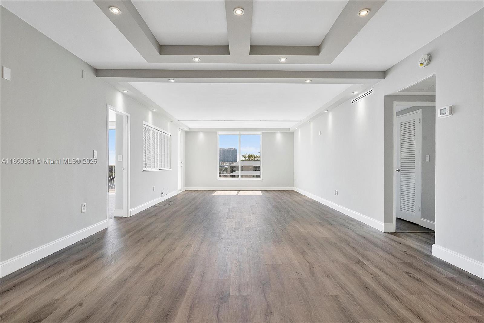 10350 W Bay Harbor Dr # 9D