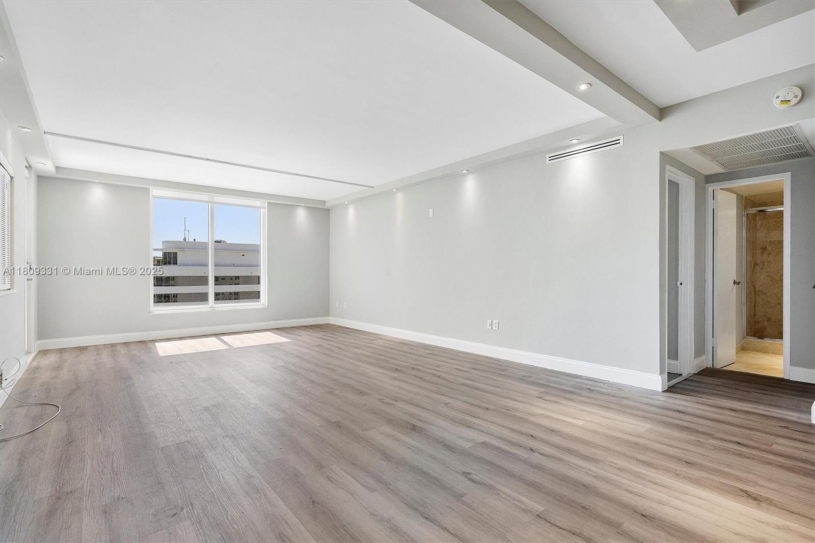 10350 W Bay Harbor Dr # 9D