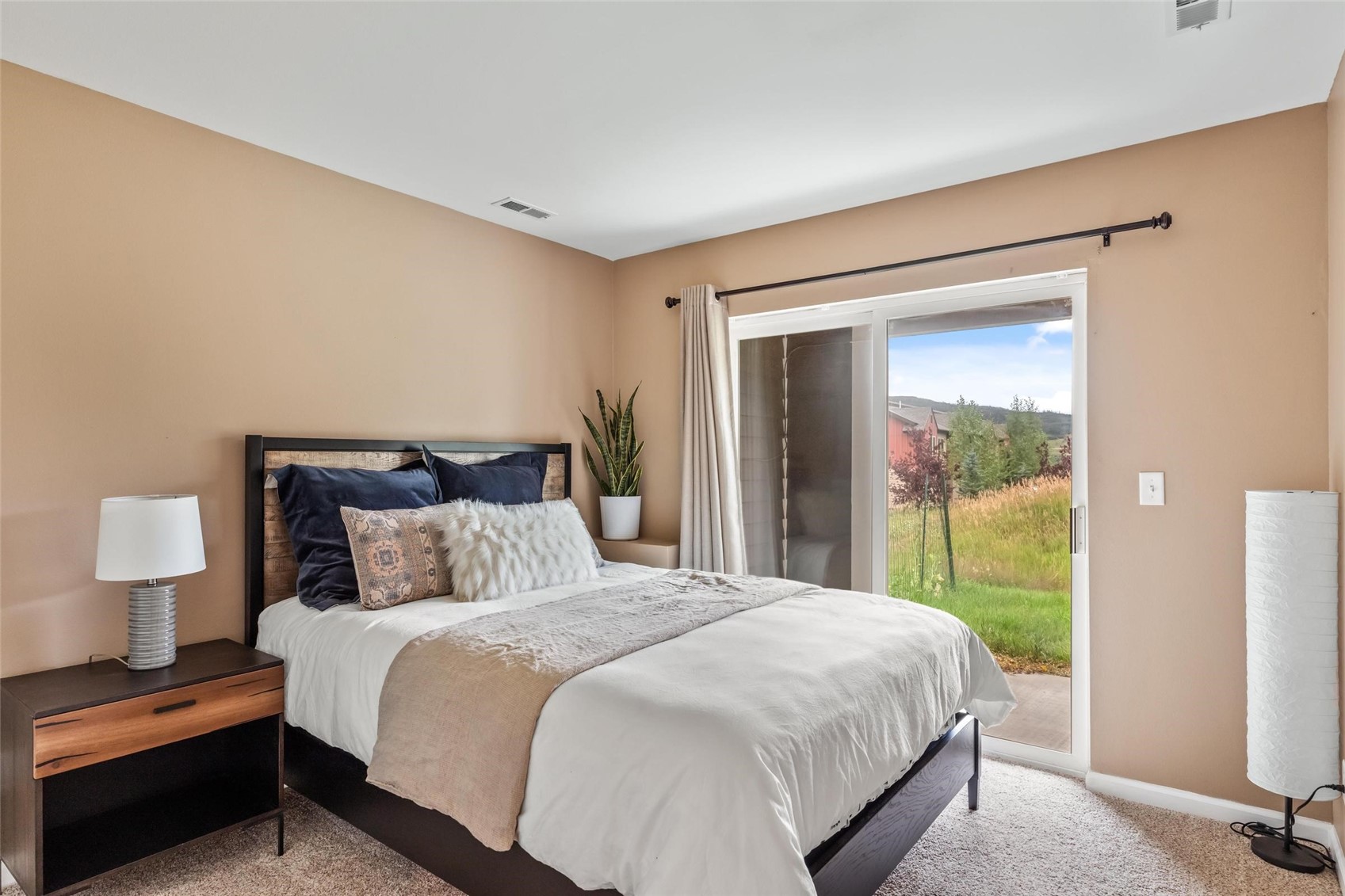 535 Mountain Vista CIRCLE 13