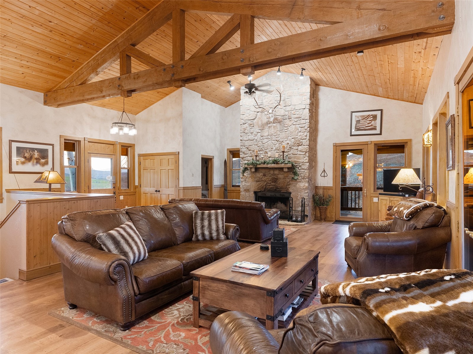 25210 Rainbow Ridge
