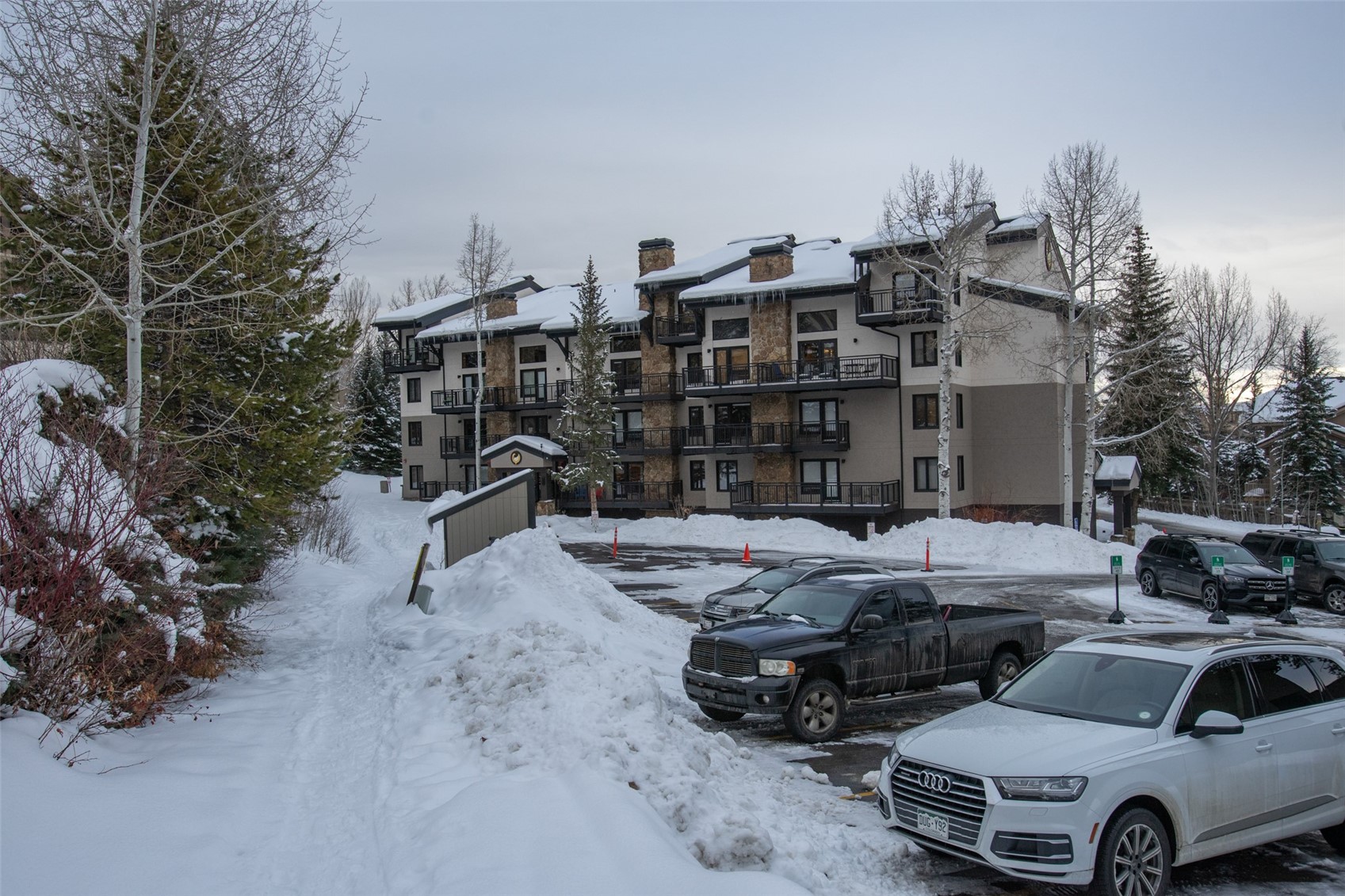 2322 Apres Ski WAY 27
