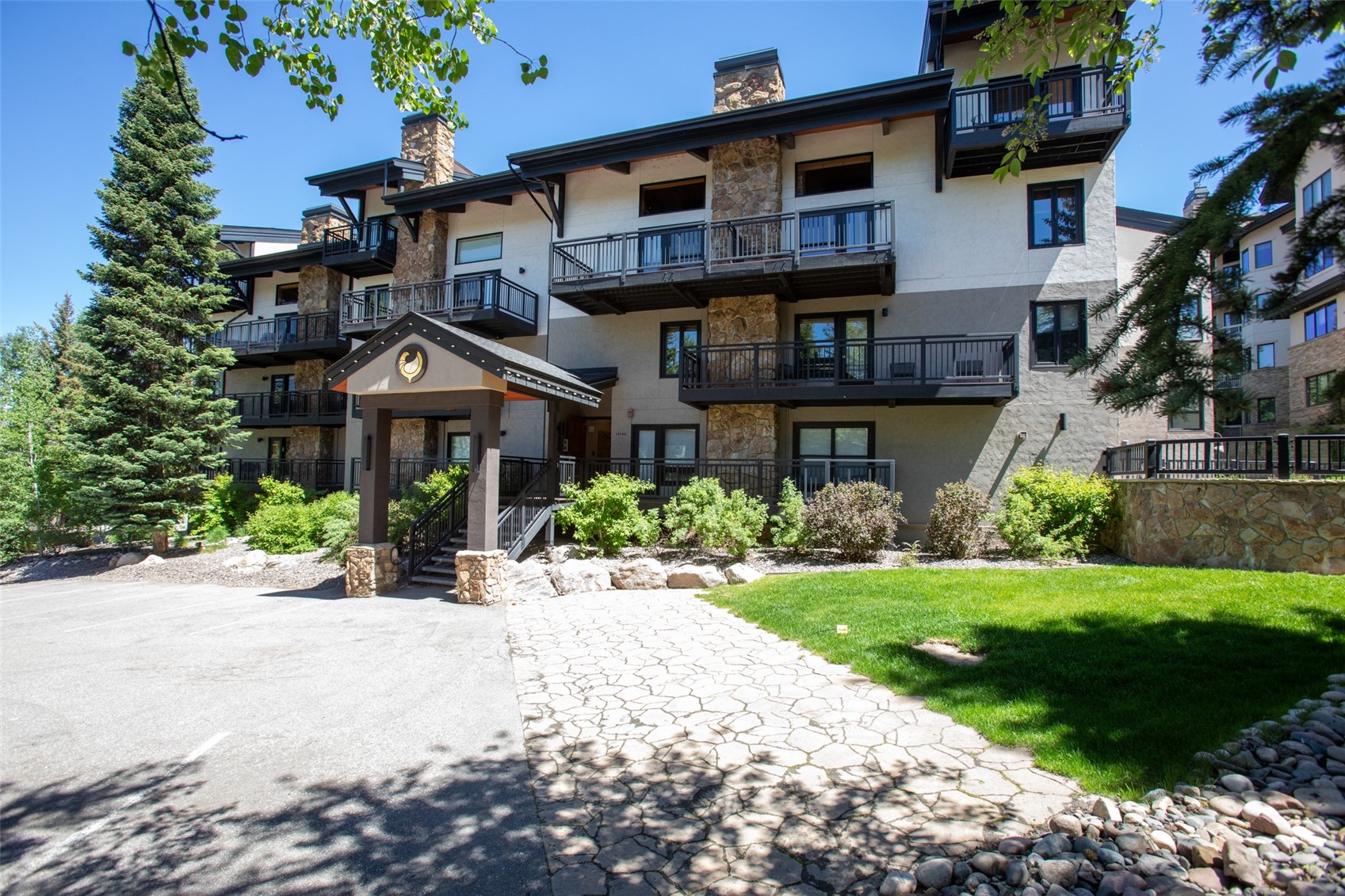 2322 Apres Ski WAY 27