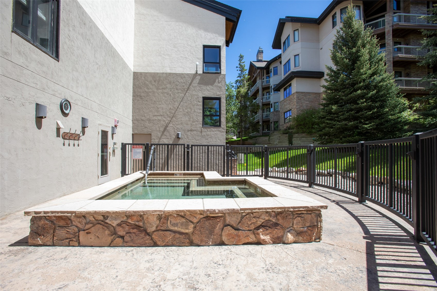 2322 Apres Ski WAY 27