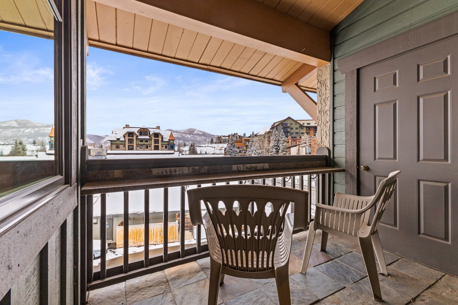 2305 Apres Ski WAY 222