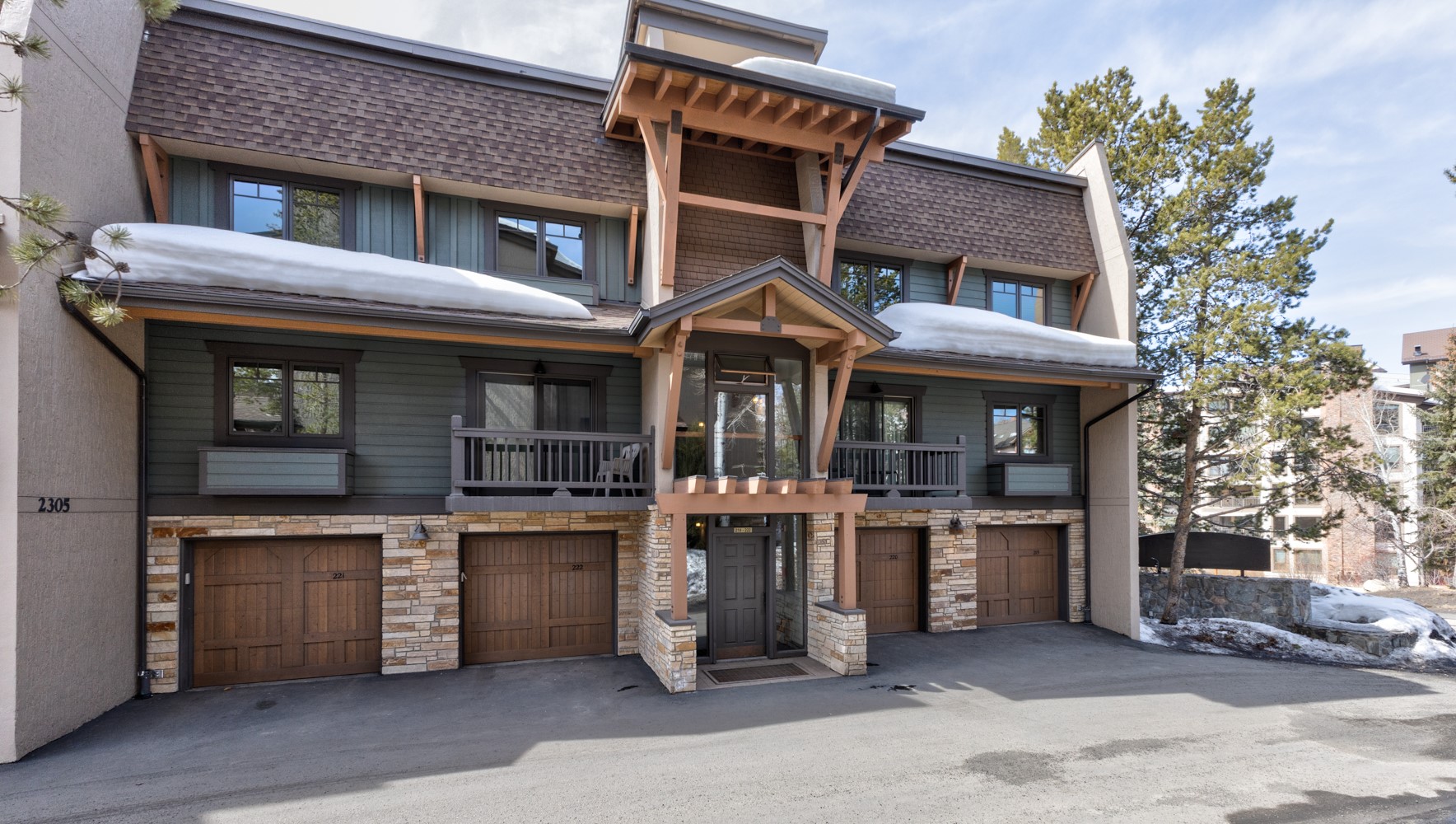 2305 Apres Ski WAY 222
