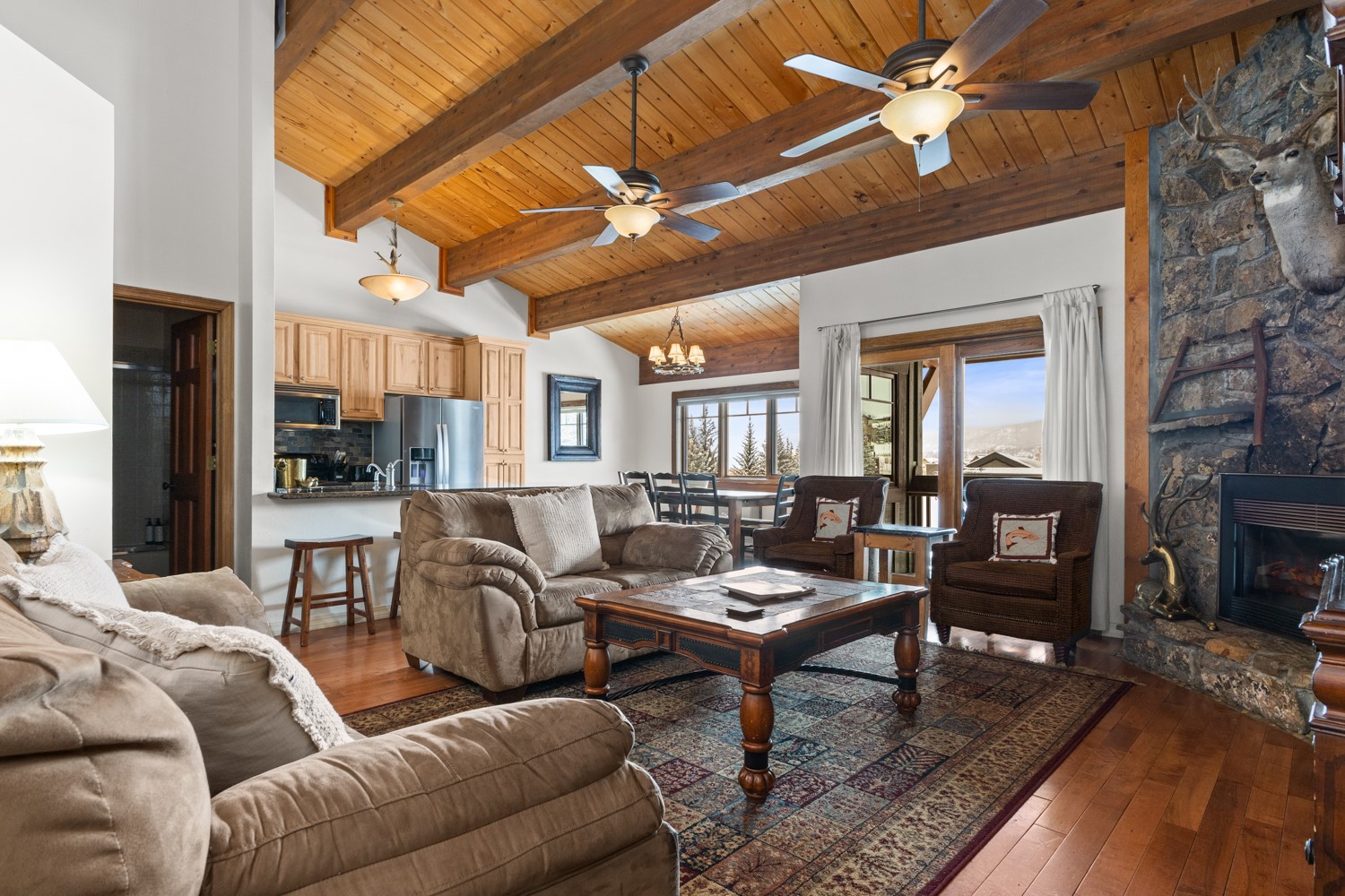 2305 Apres Ski WAY 222