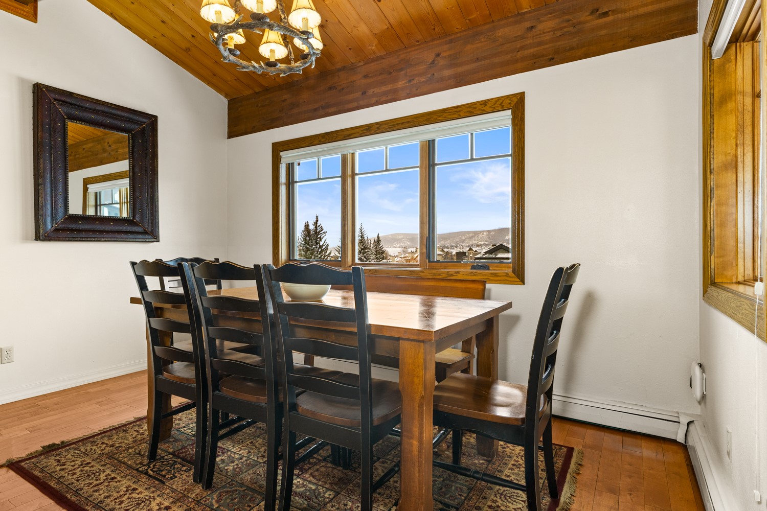 2305 Apres Ski WAY 222