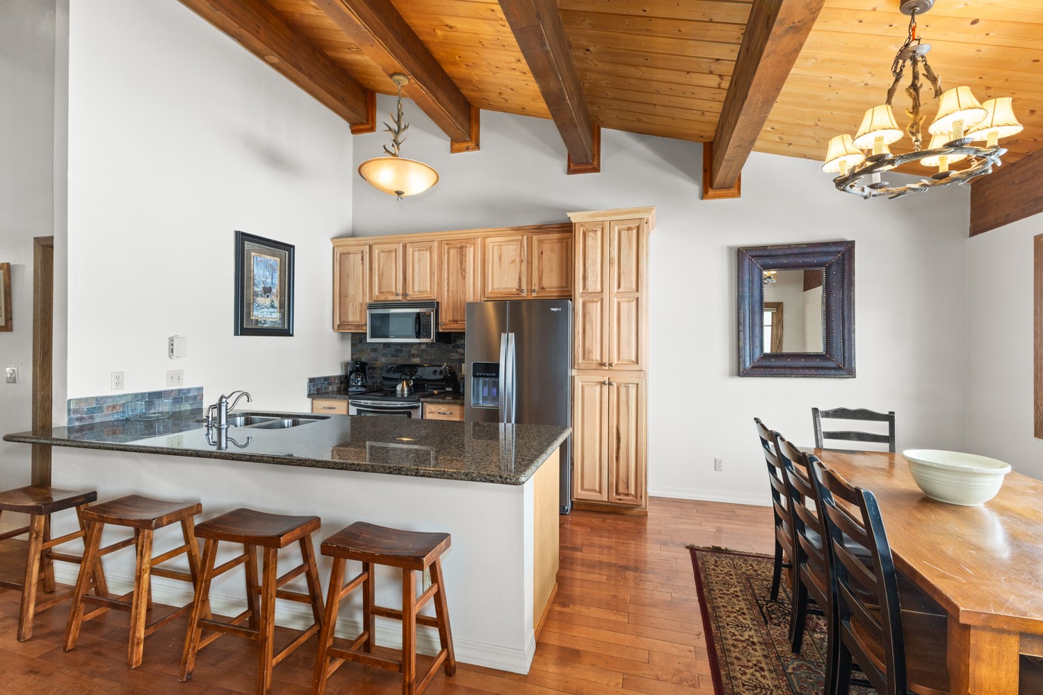 2305 Apres Ski WAY 222
