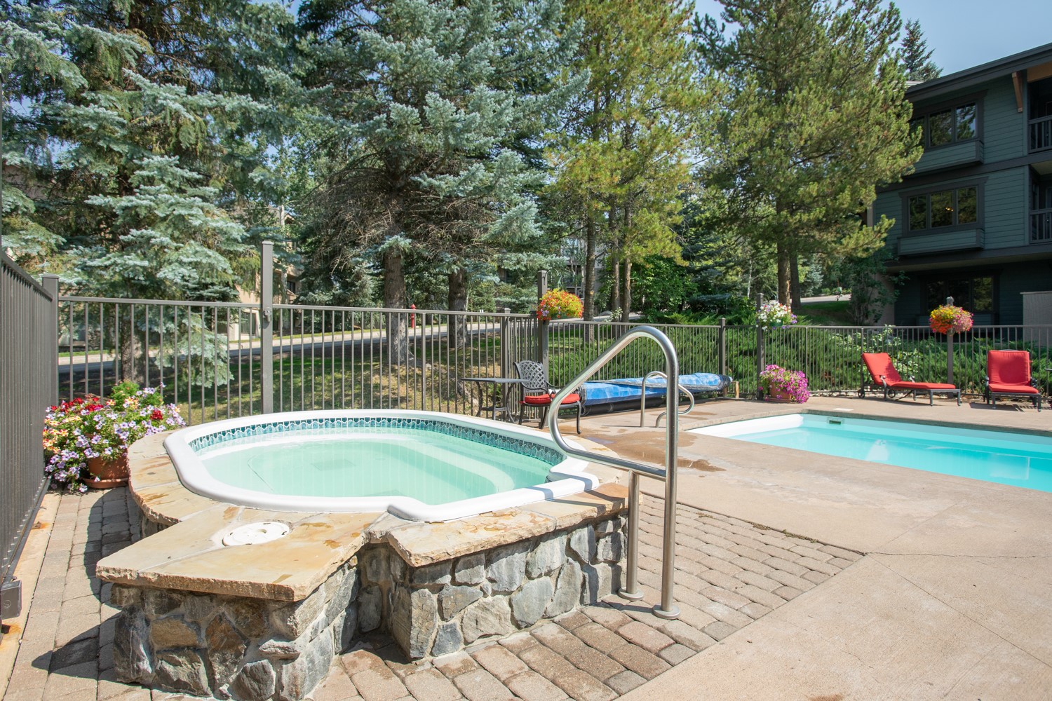 2305 Apres Ski WAY 222