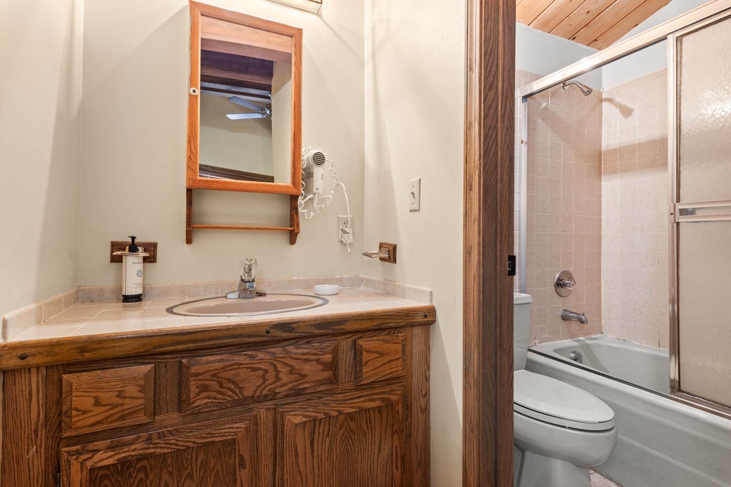 2305 Apres Ski WAY 222