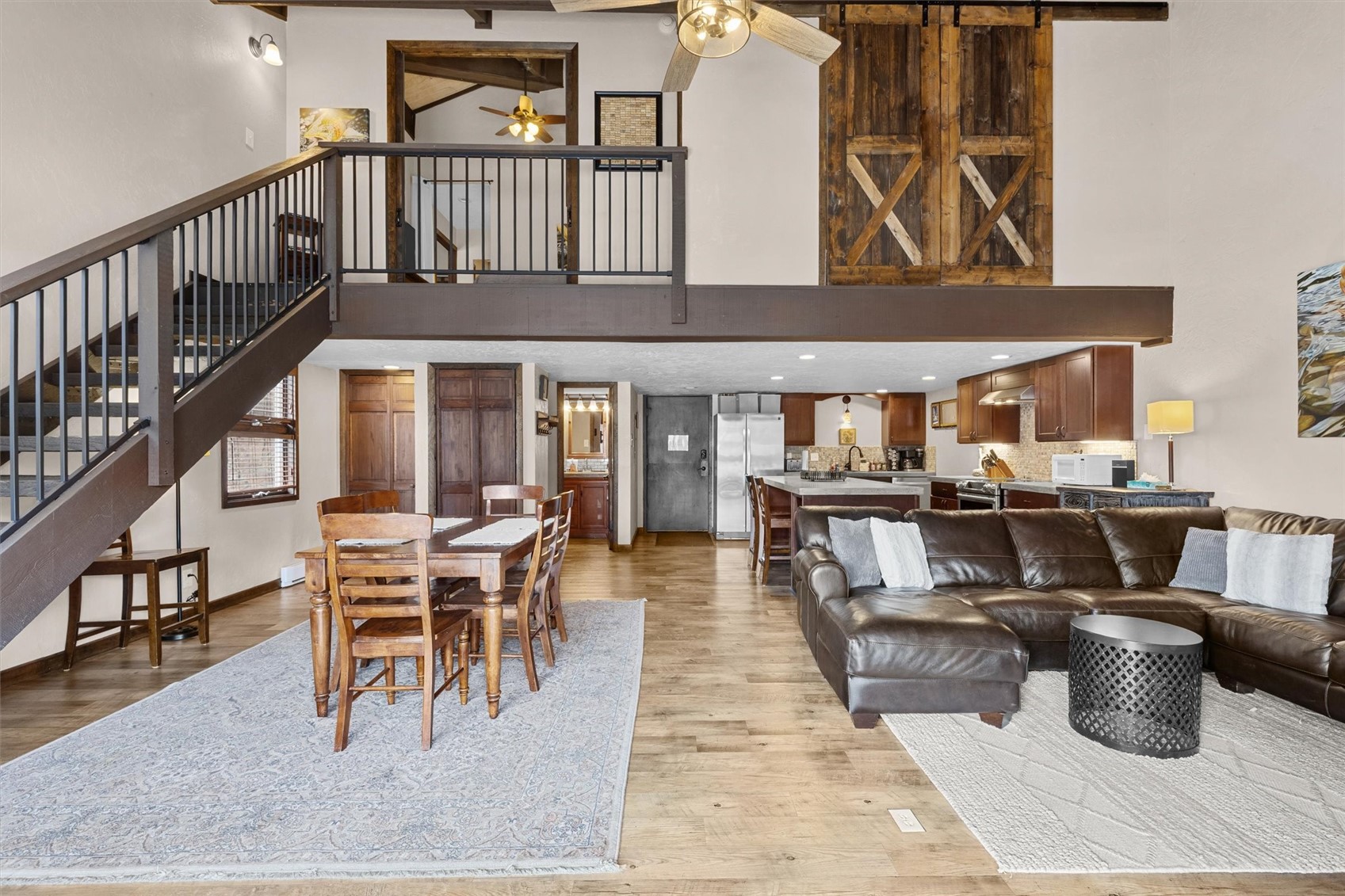 465 Tamarack DRIVE B201