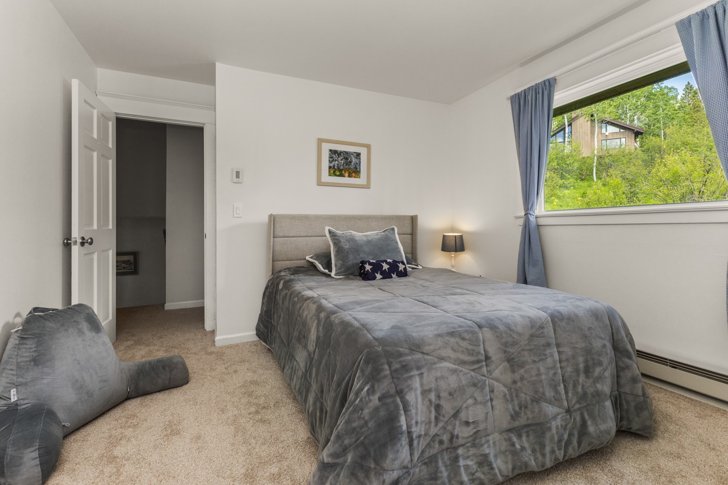 37125 William William ROAD