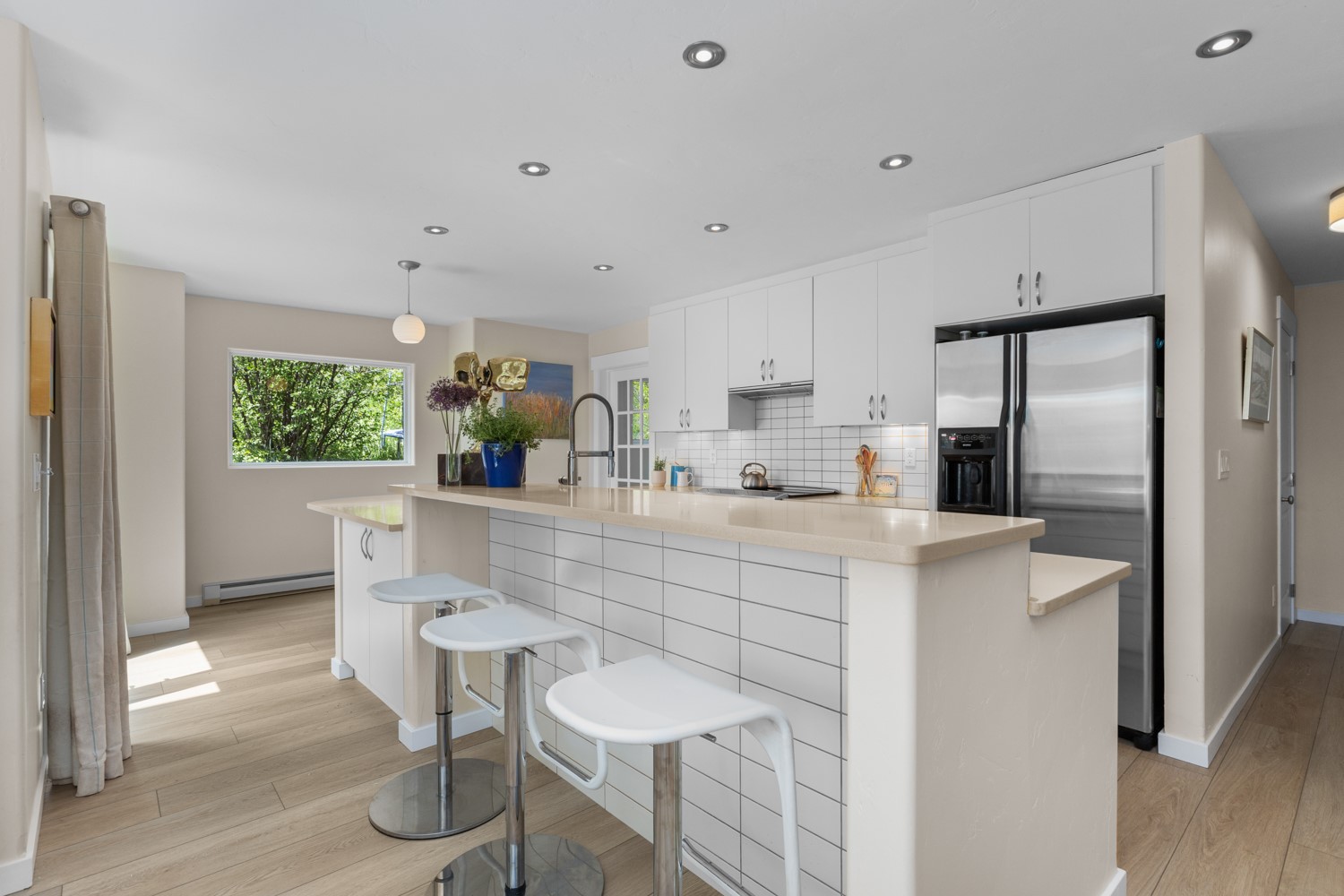 37125 William William ROAD