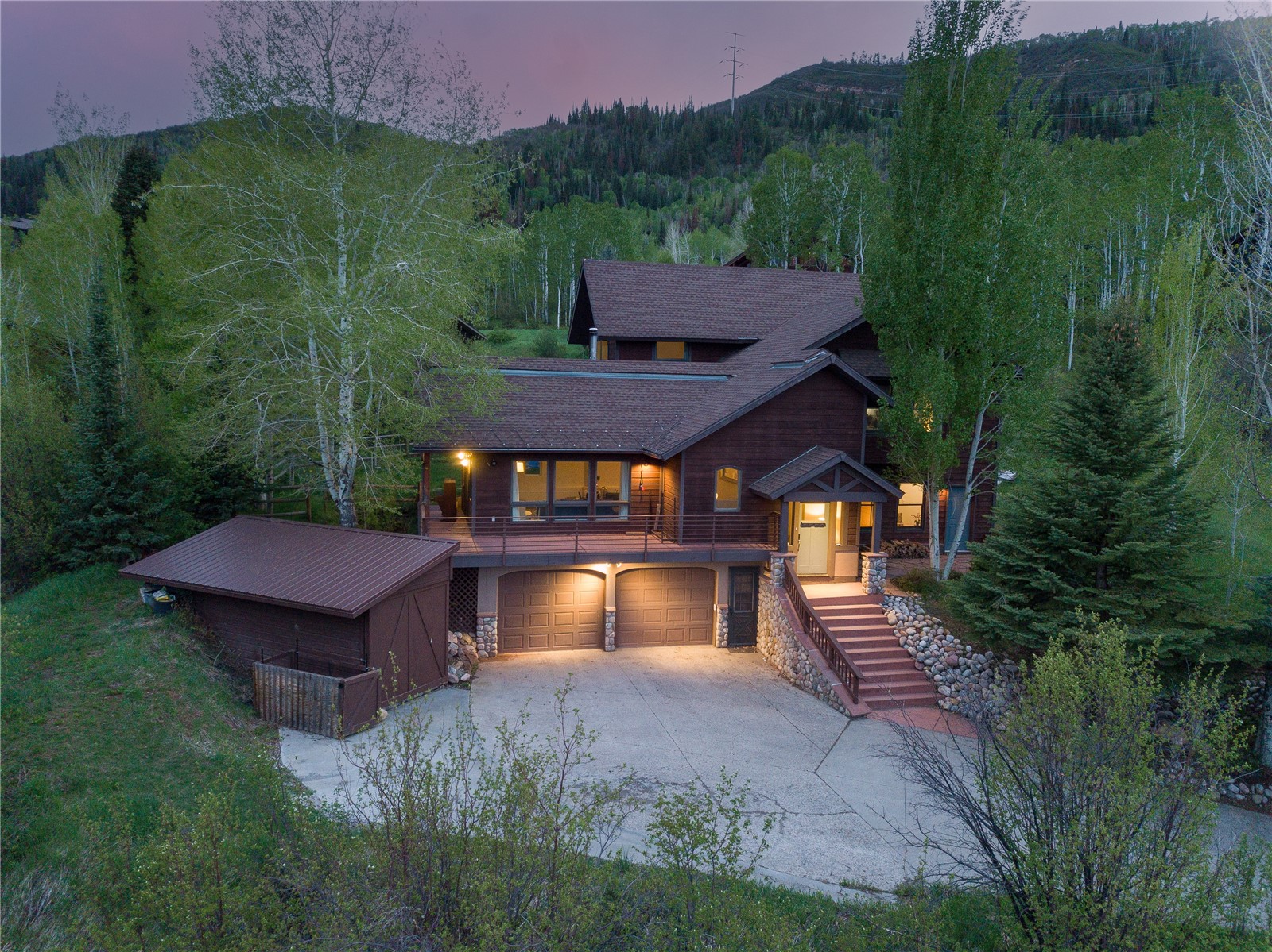 37125 William William ROAD