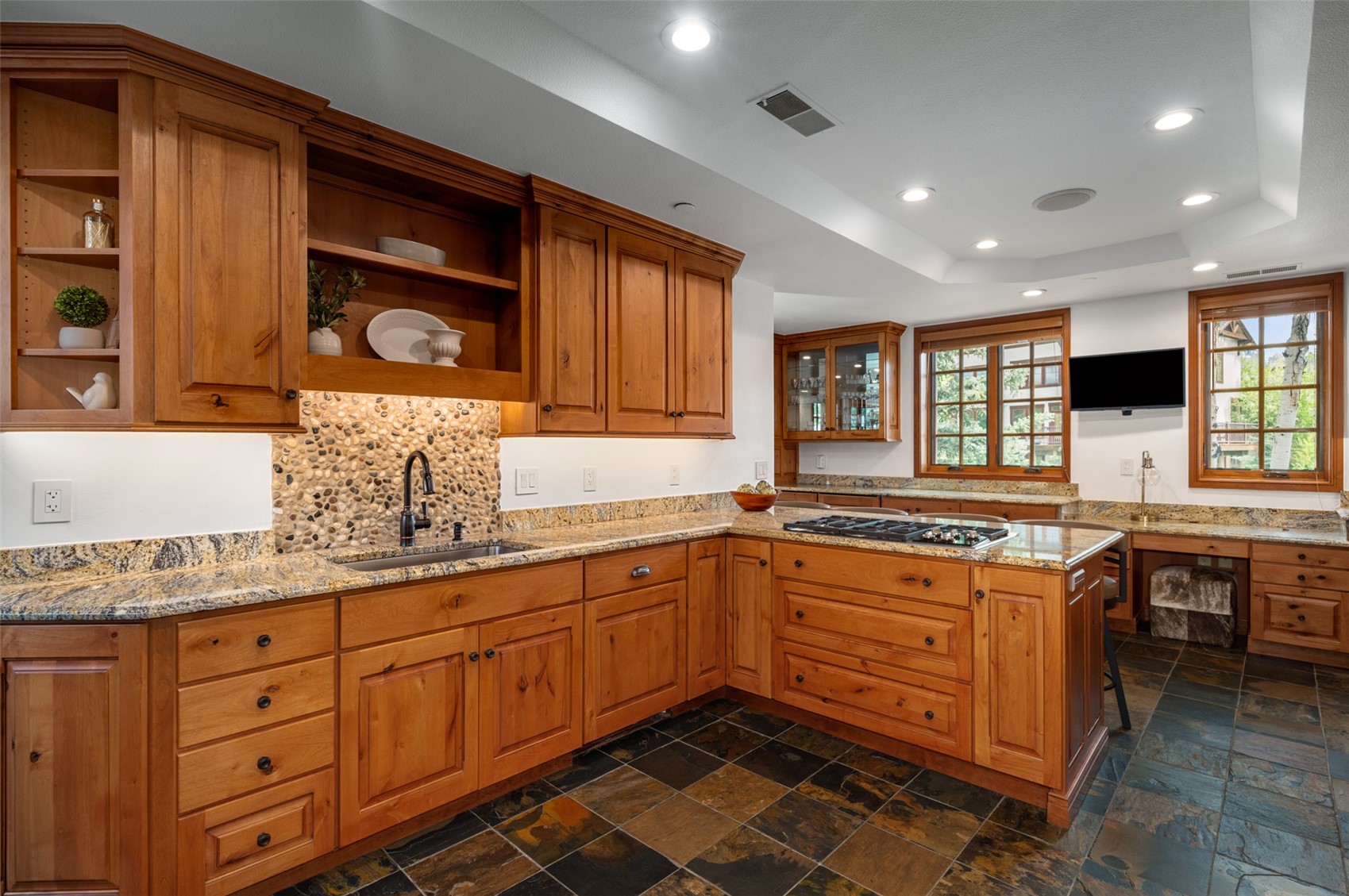 2600 Eagleridge DRIVE 26