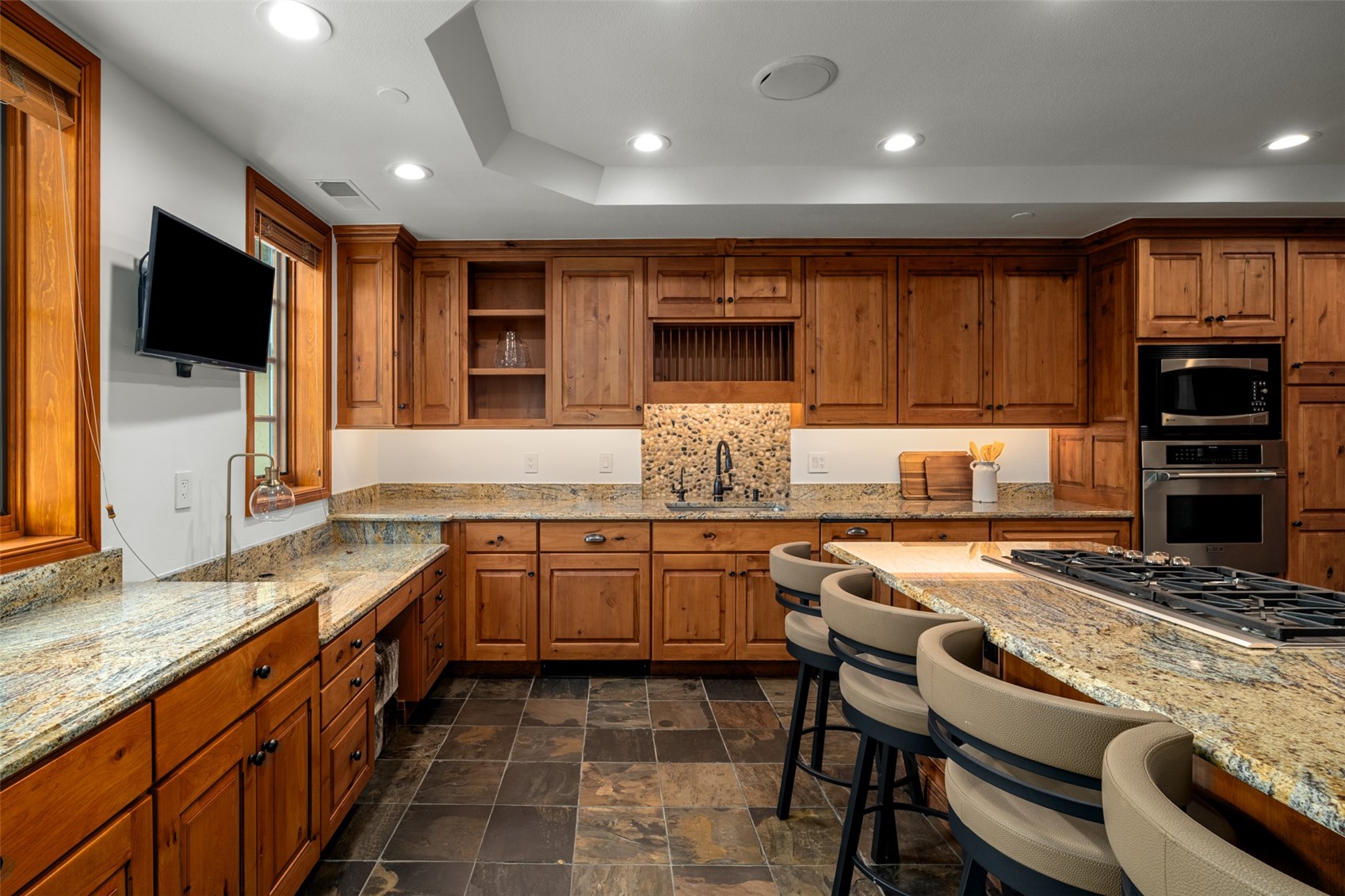 2600 Eagleridge DRIVE 26