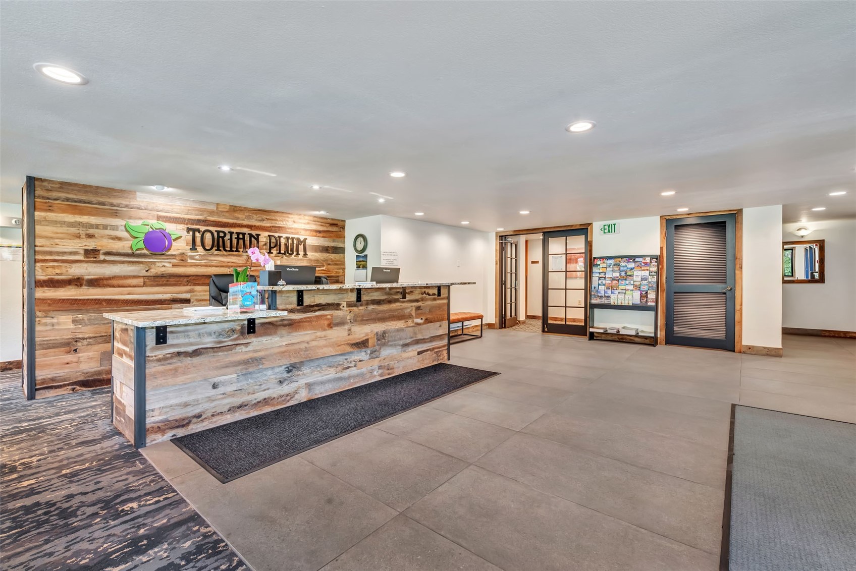 1855 Ski Time Square DRIVE 605