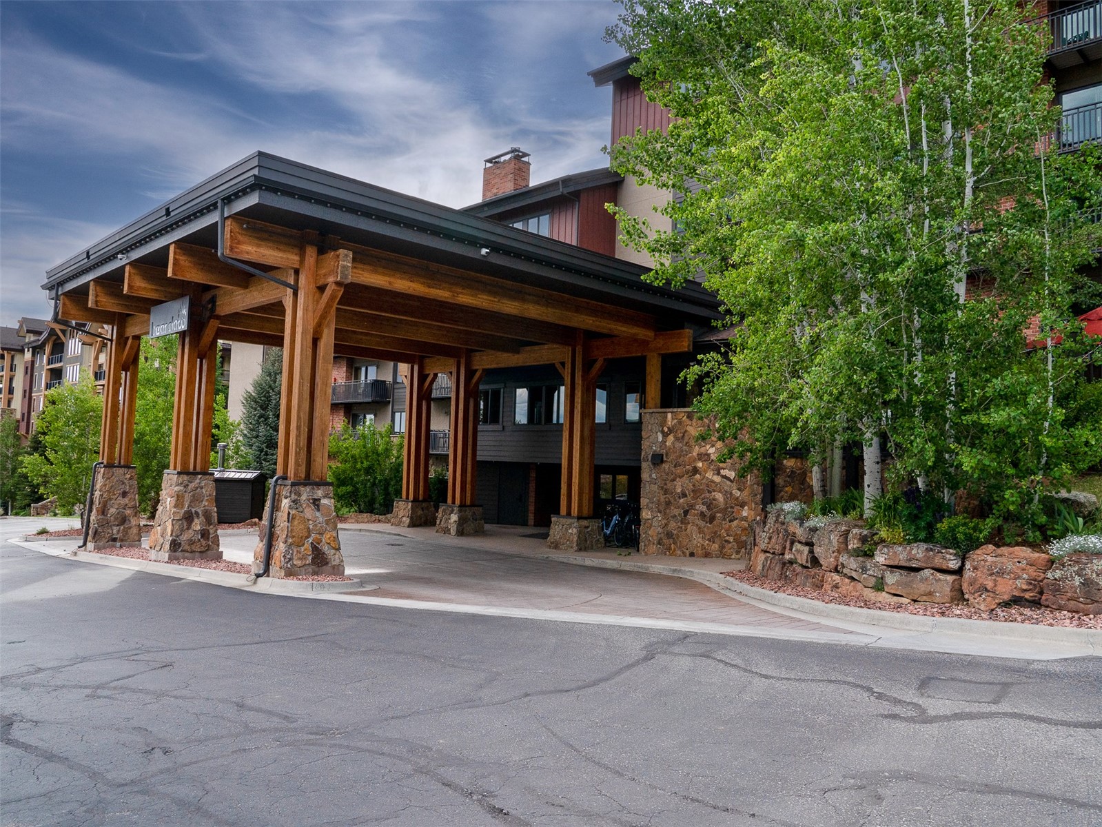 2420 Ski Trail Lane 315