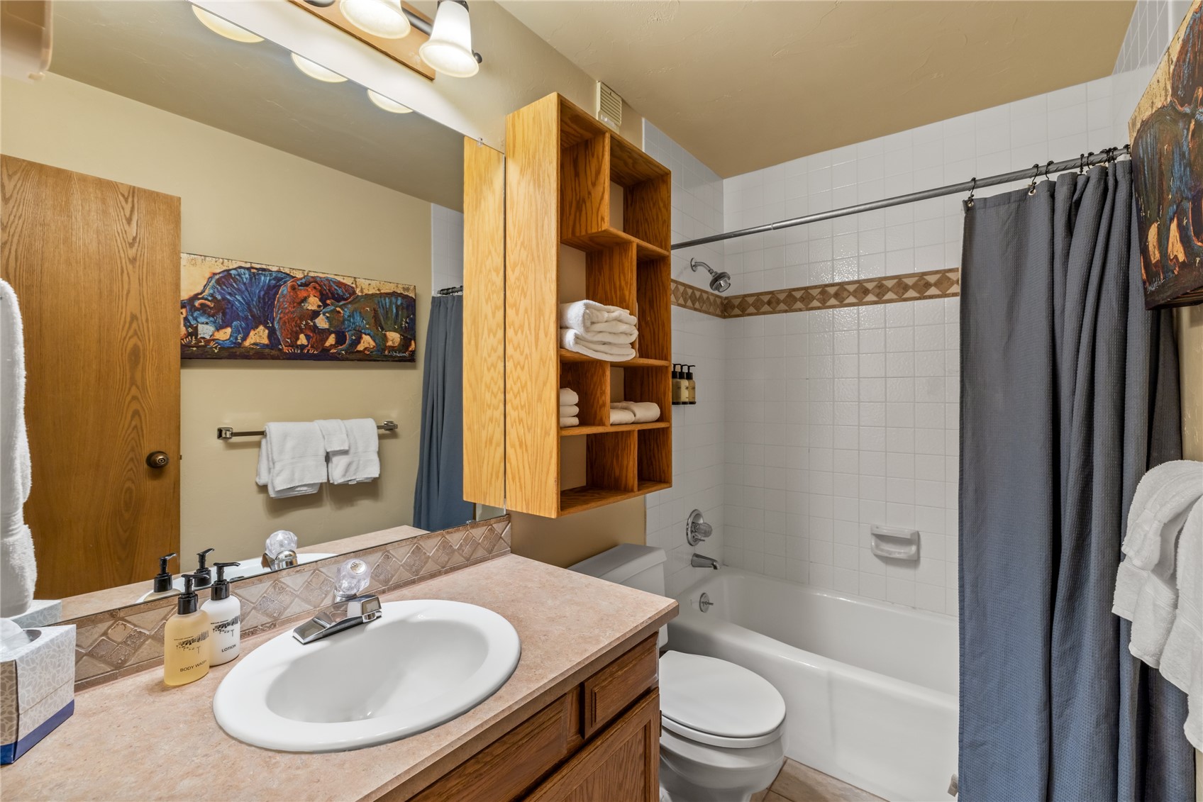 2420 Ski Trail Lane 315